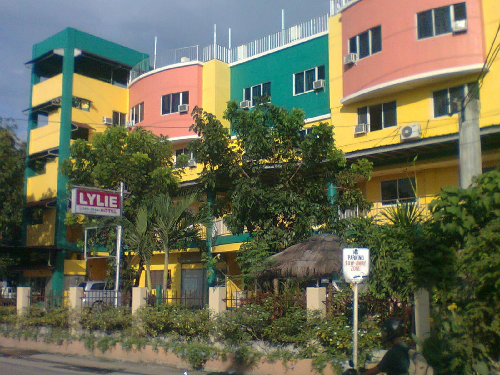 Lylie Hotel Cebu Екстериор снимка