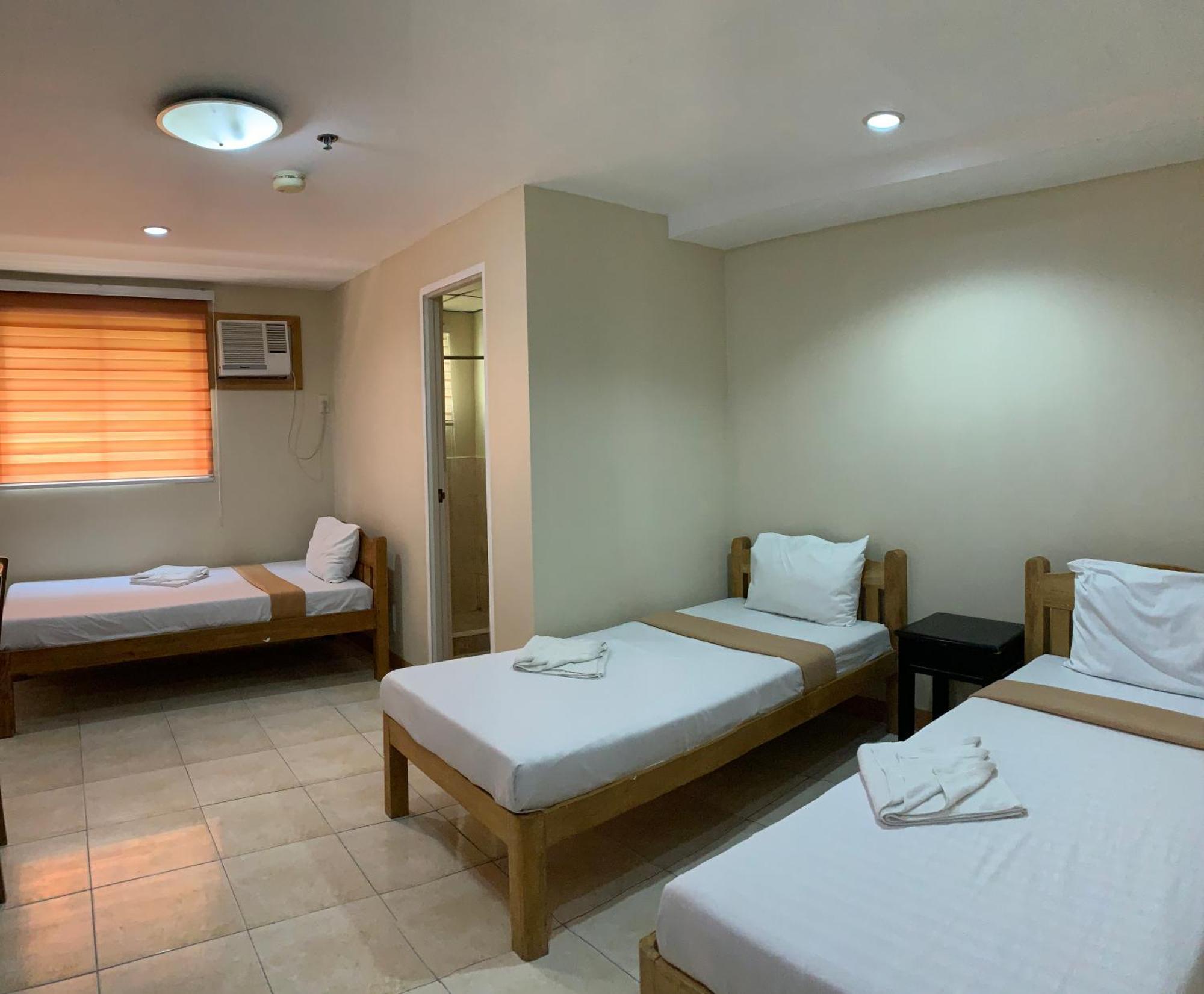 Lylie Hotel Cebu Екстериор снимка