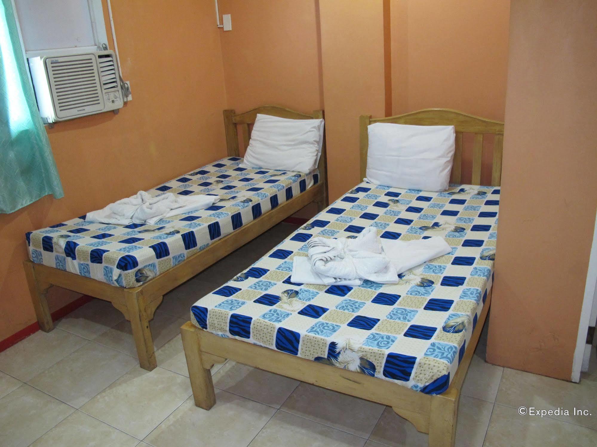 Lylie Hotel Cebu Екстериор снимка